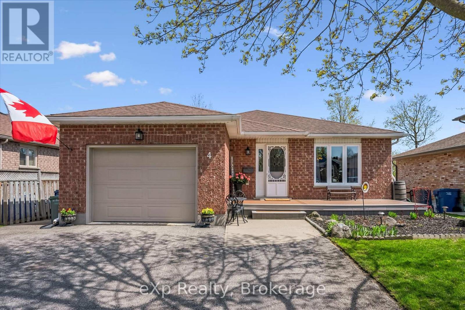 4 PEARTREE CRESCENT, Guelph, Ontario
