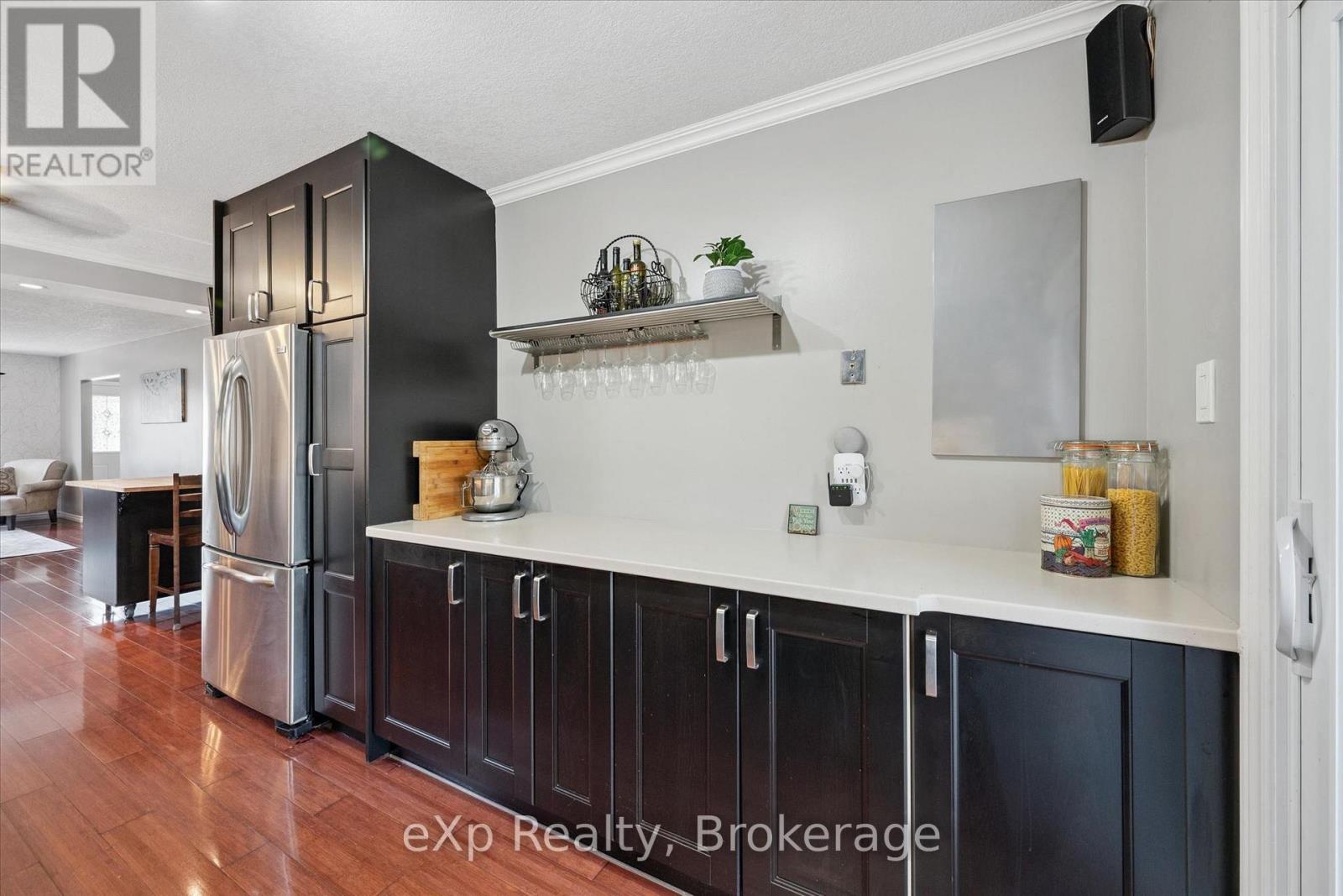4 Peartree Crescent, Guelph, Ontario  N1H 8K6 - Photo 11 - X13088200