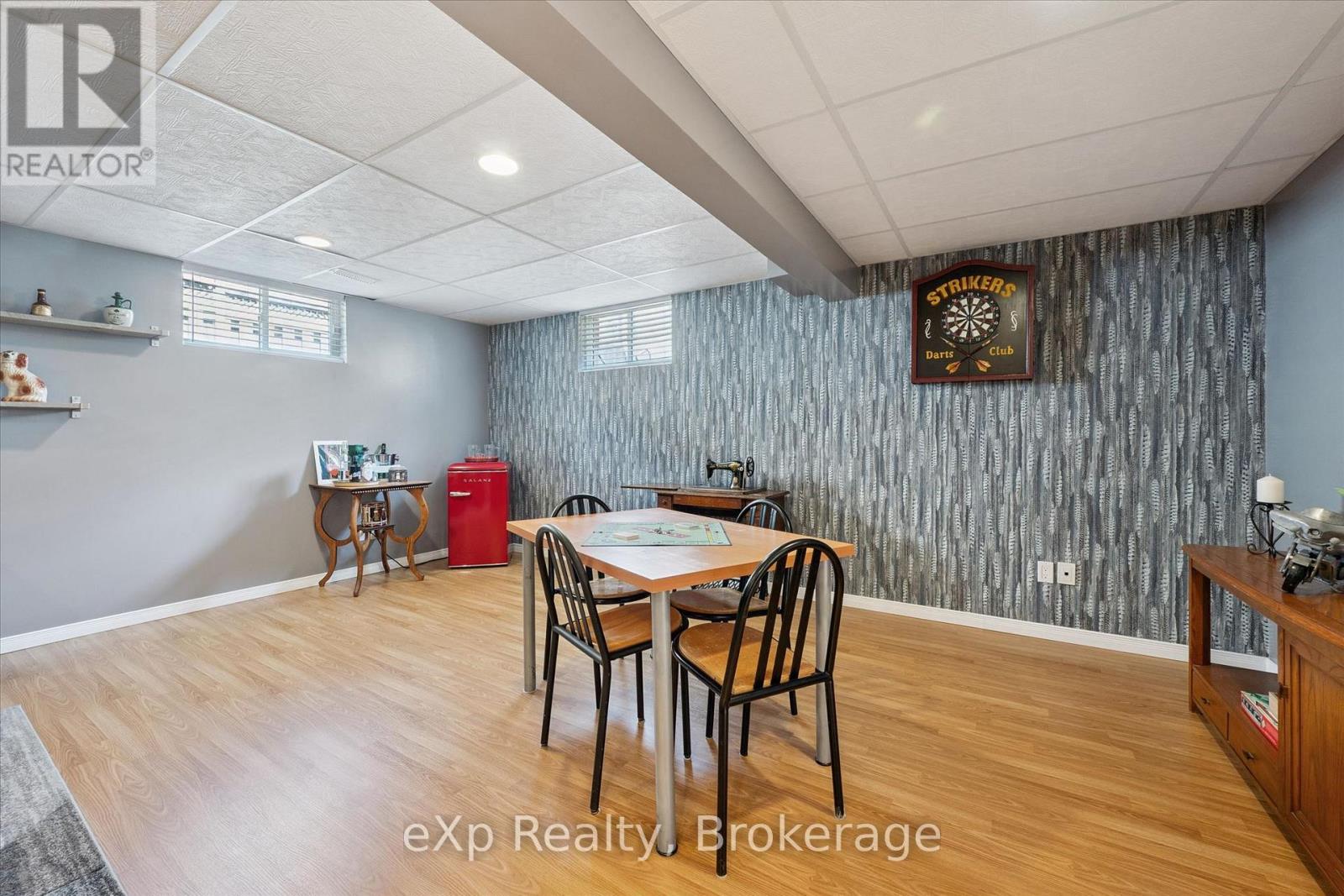 4 Peartree Crescent, Guelph, Ontario  N1H 8K6 - Photo 22 - X13088200