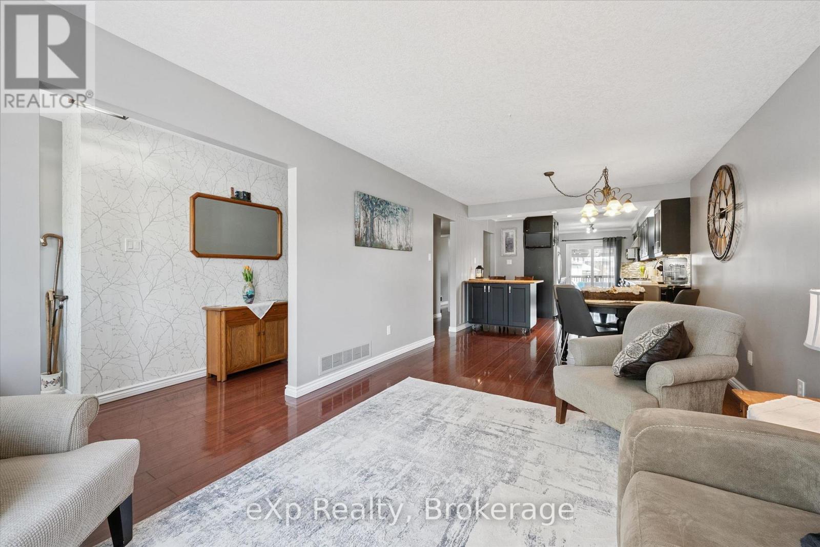 4 Peartree Crescent, Guelph, Ontario  N1H 8K6 - Photo 7 - X13088200