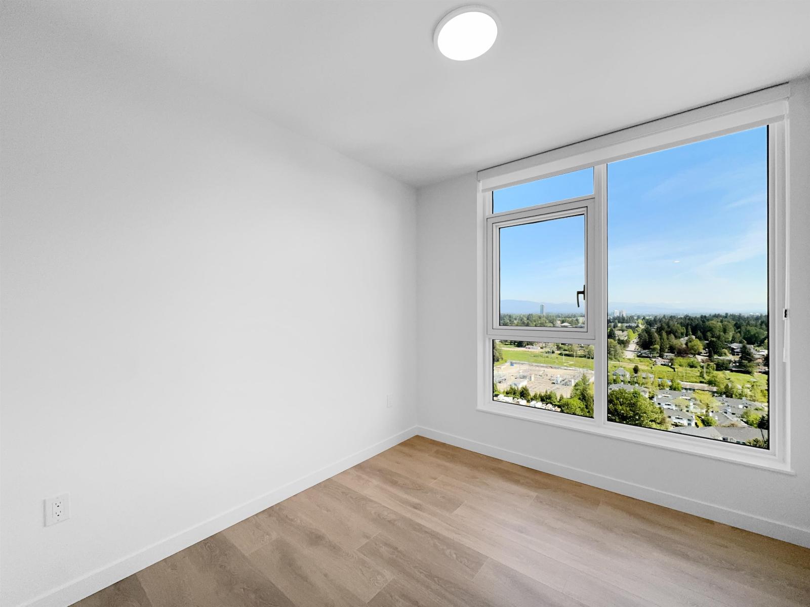 29xx 13738 Central Avenue, Surrey, British Columbia  V3T 0X5 - Photo 12 - R3120097