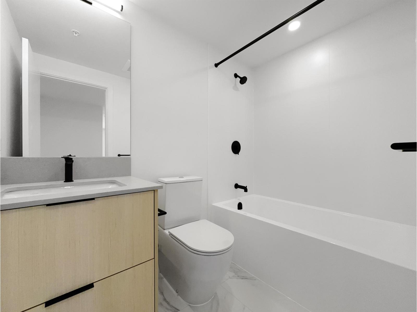 29xx 13738 Central Avenue, Surrey, British Columbia  V3T 0X5 - Photo 14 - R3120097