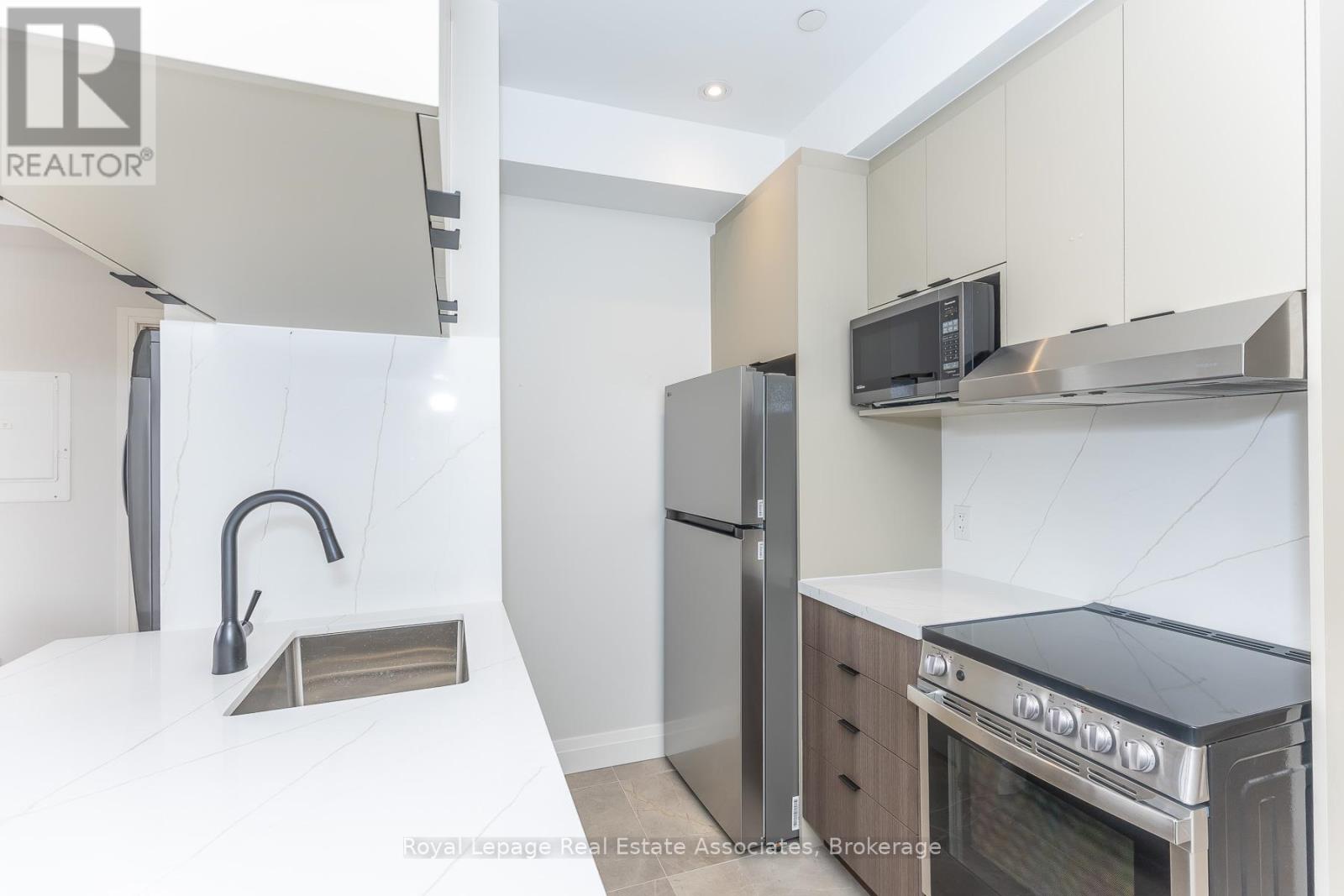301 - 1000 Bathurst Street, Toronto, Ontario  M5R 3G7 - Photo 19 - C13081924
