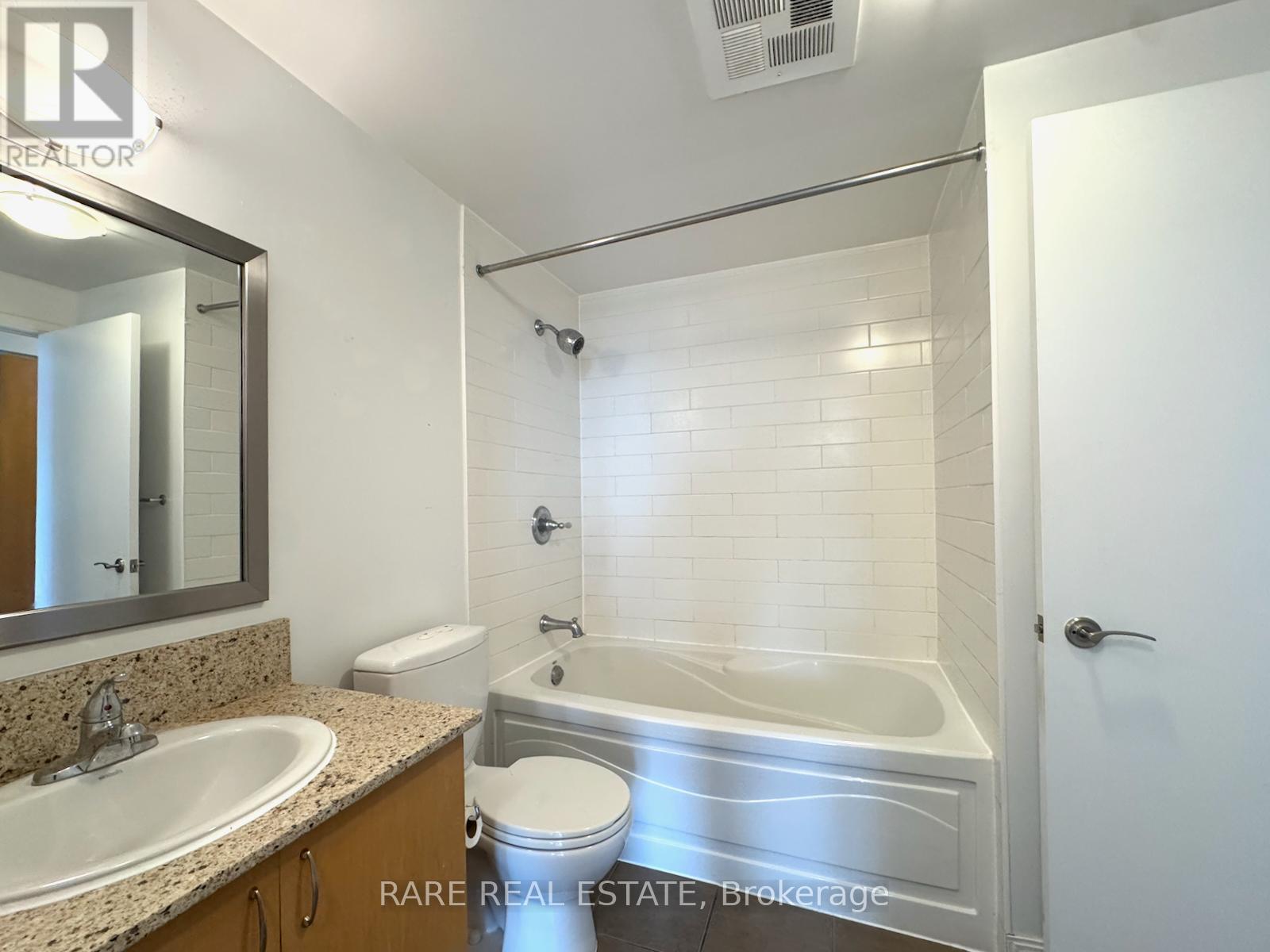 3304 - 2191 Yonge Street, Toronto, Ontario  M4S 2B1 - Photo 10 - C13086514