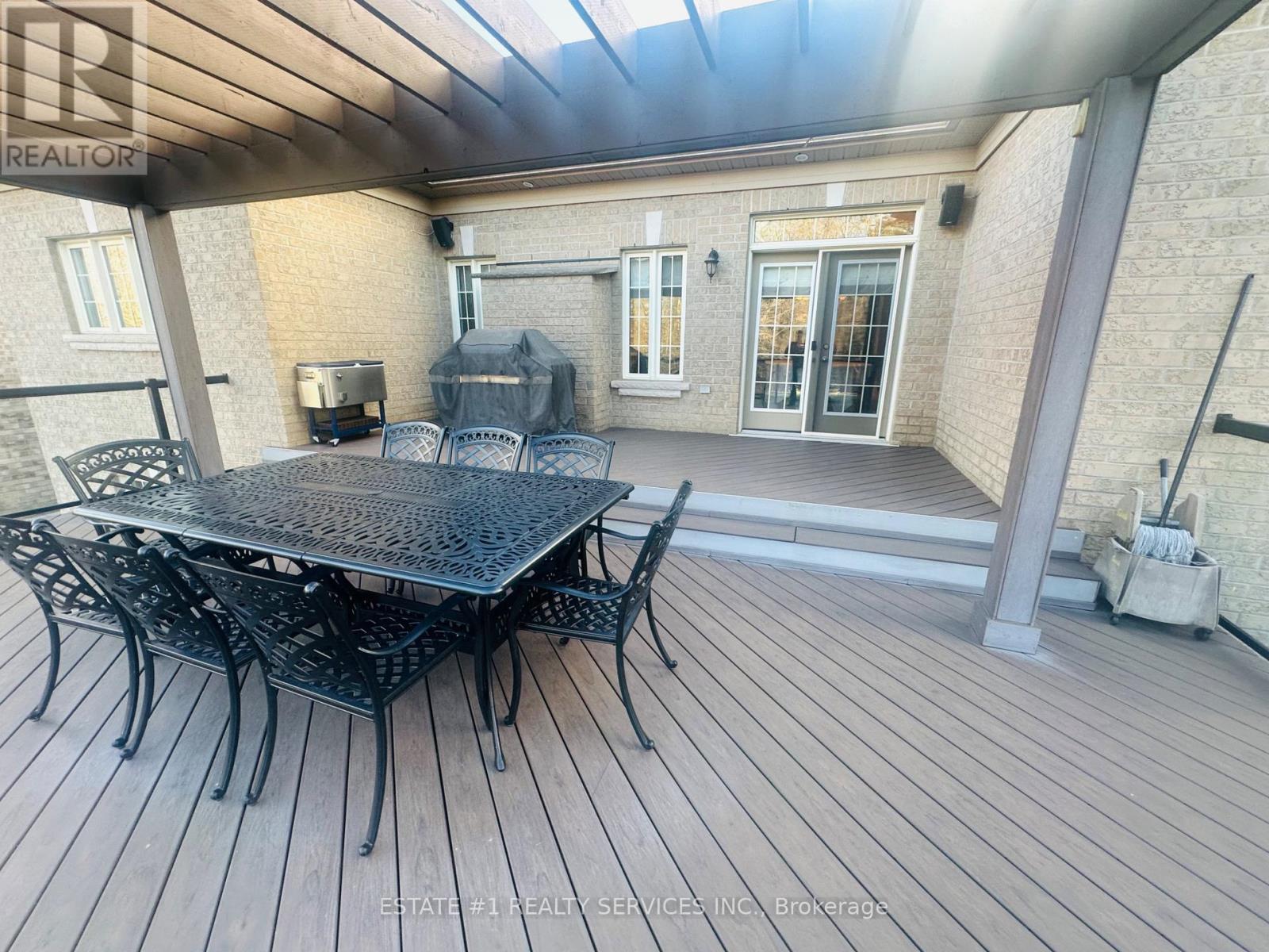 48 Beacon Hill Drive, Brampton, Ontario  L6X 0V7 - Photo 15 - W13017094