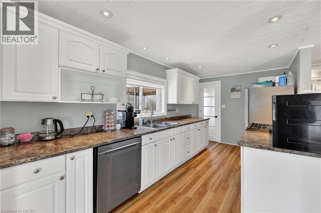 17 Mcclure Lane, Port Sydney, Ontario  P0B 1L0 - Photo 12 - 40825214