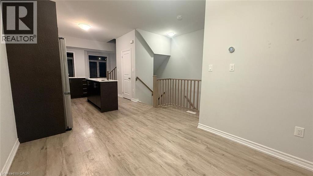 35-314 Equestrian Way, Cambridge, Ontario  N3E 0E2 - Photo 3 - 40824314