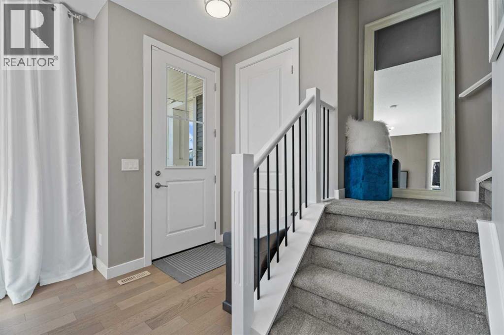 332 Lawthorn Way SE, Airdrie, Alberta  T4A 3M7 - Photo 4 - A2287750