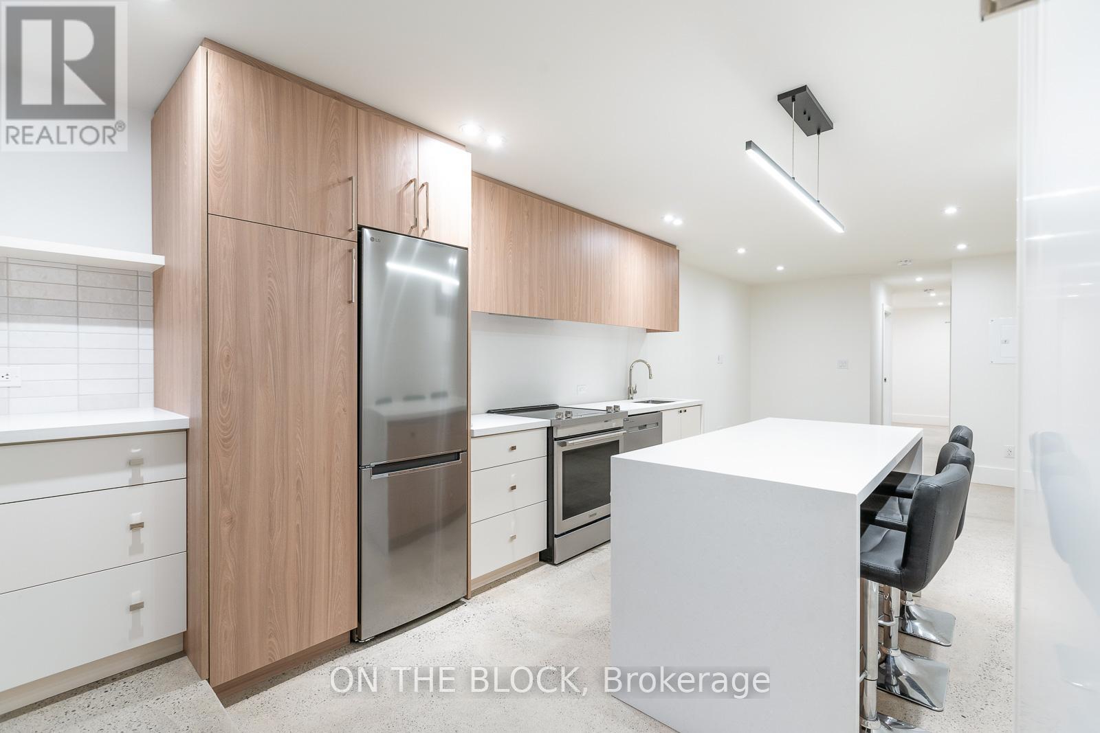 1041 College Street, Toronto, Ontario  M6H 1B1 - Photo 3 - C13050516