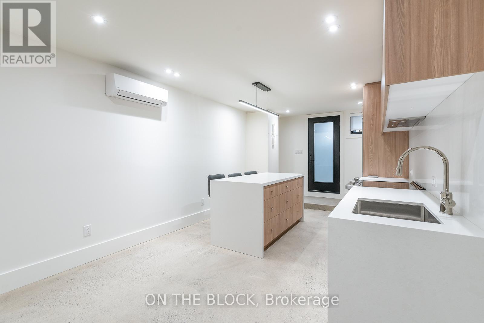 1041 College Street, Toronto, Ontario  M6H 1B1 - Photo 7 - C13050516