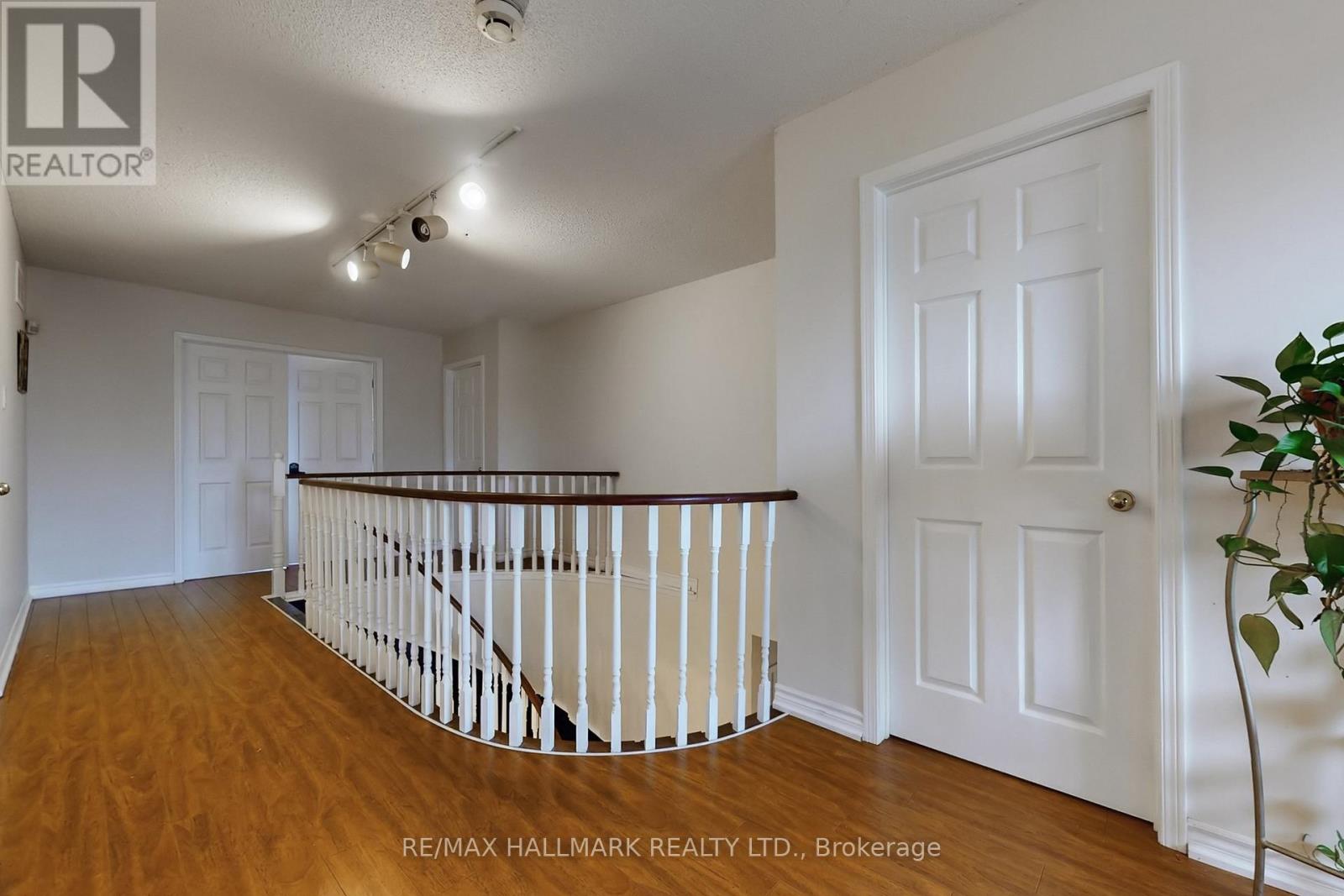 97 Stave Crescent, Richmond Hill, Ontario L4C 9J2 - Photo 22 - N12916950