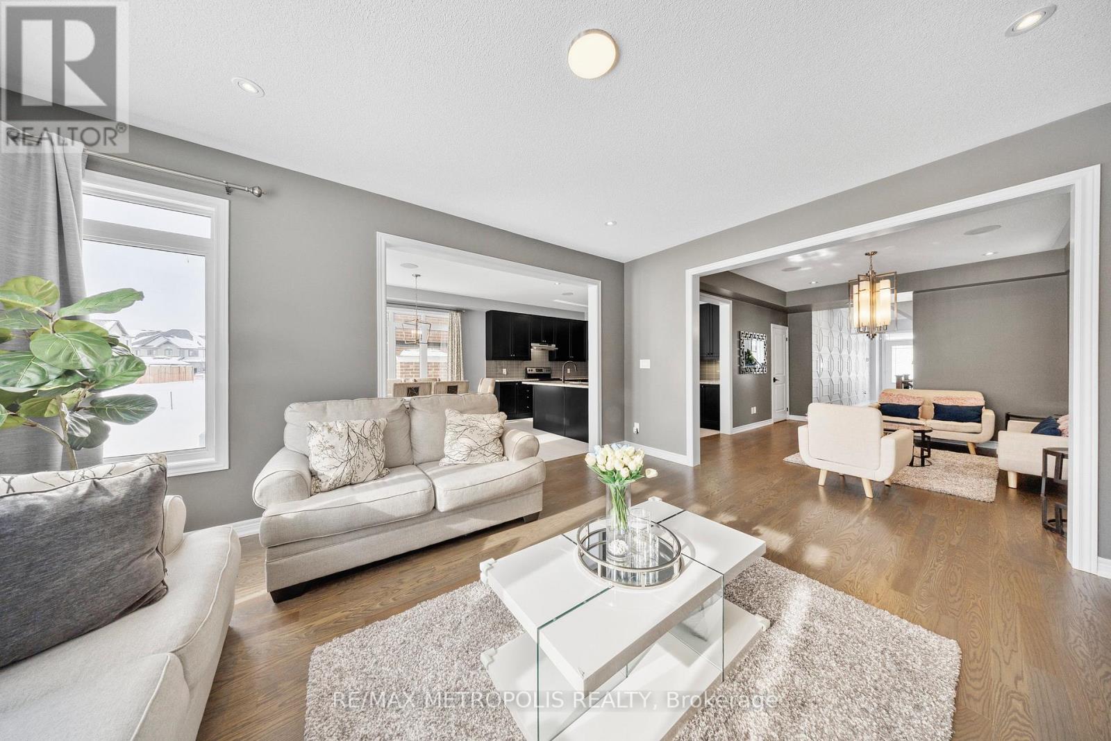 118 Lorne Thomas Place, New Tecumseth, Ontario  L9R 0V8 - Photo 17 - N13087448