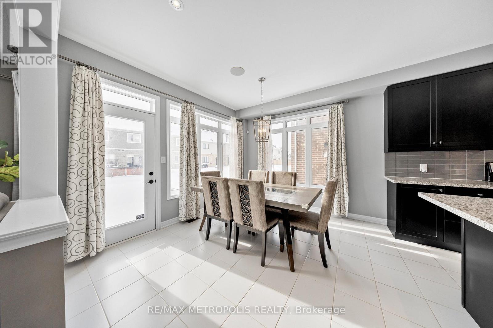 118 Lorne Thomas Place, New Tecumseth, Ontario  L9R 0V8 - Photo 19 - N13087448