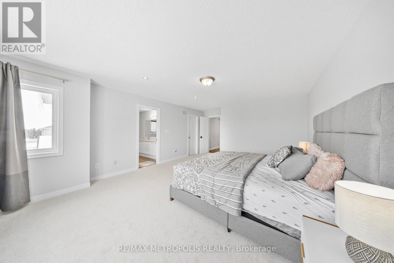 118 Lorne Thomas Place, New Tecumseth, Ontario  L9R 0V8 - Photo 35 - N13087448