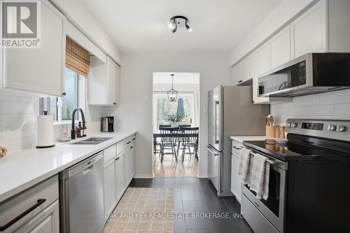 833 Deveron Crescent, London South (South J), Ontario  N5Z 5B4 - Photo 10 - X13088136