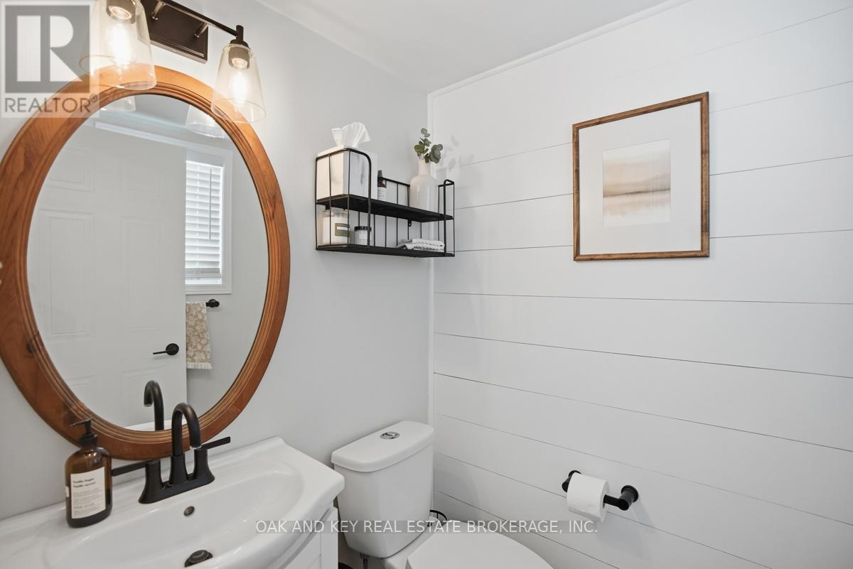 833 Deveron Crescent, London South (South J), Ontario  N5Z 5B4 - Photo 12 - X13088136