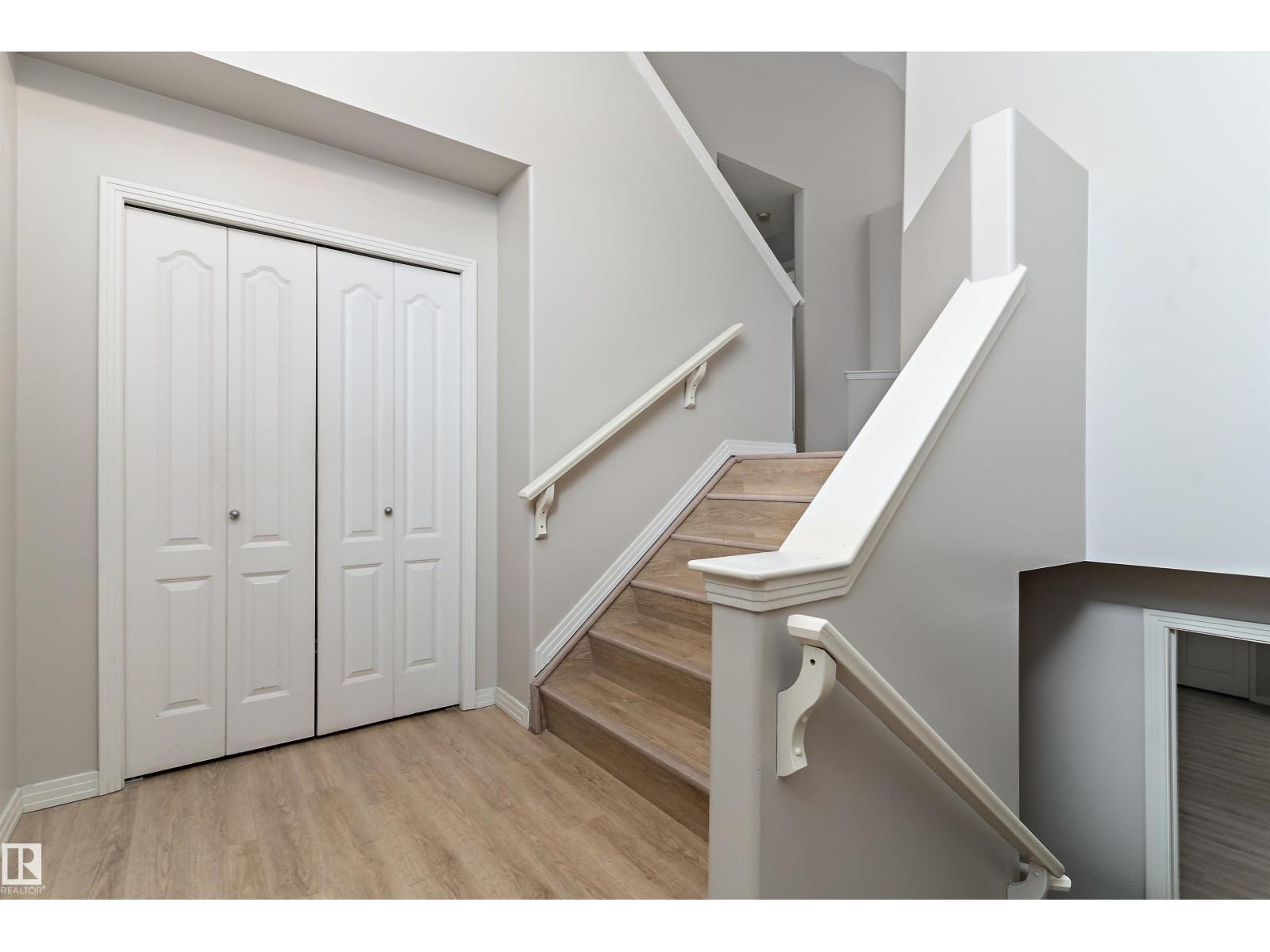15109 Miller Bv Nw, Edmonton, Alberta  T5Y 3A1 - Photo 2 - E4485914