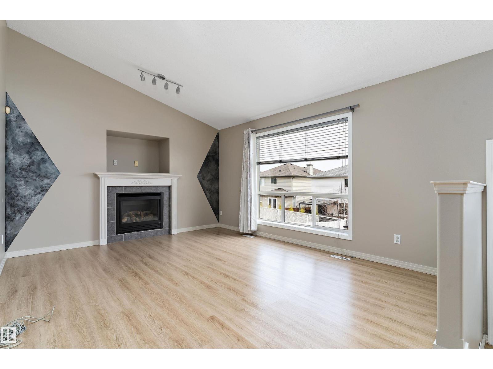 15109 Miller Bv Nw, Edmonton, Alberta  T5Y 3A1 - Photo 4 - E4485914
