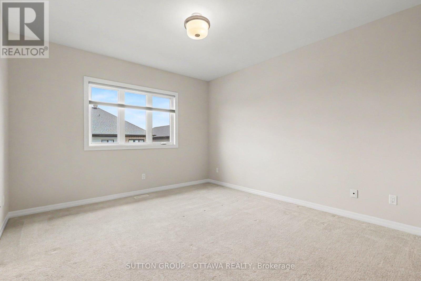 329 Lysander Place, Ottawa, Ontario  K1K 3X8 - Photo 7 - X13088152