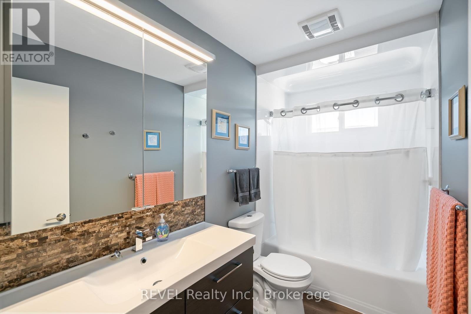 9 Fitzroy Lane, St. Catharines, Ontario  L2M 6N6 - Photo 7 - X13088216