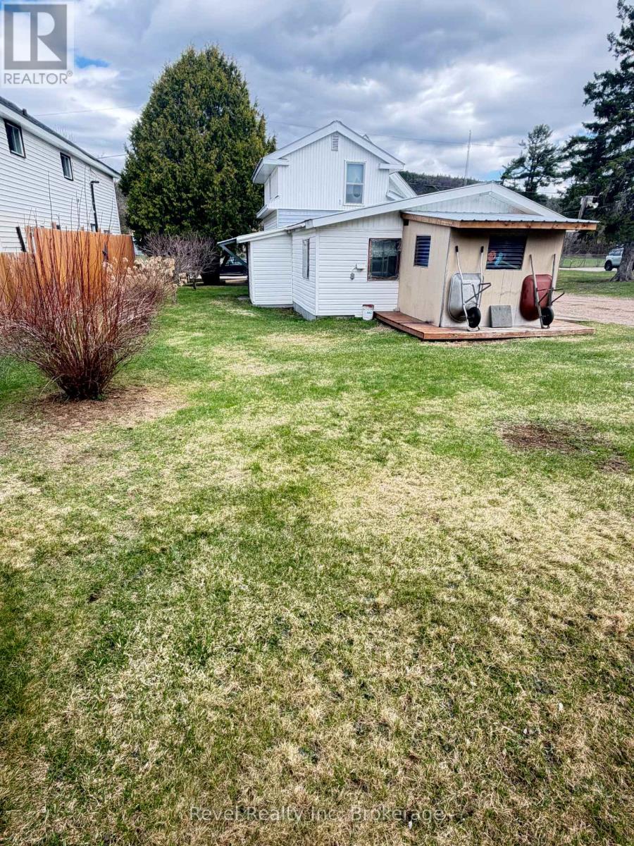 348 Poplar Street, Mattawa, Ontario  P0H 1V0 - Photo 5 - X13088228