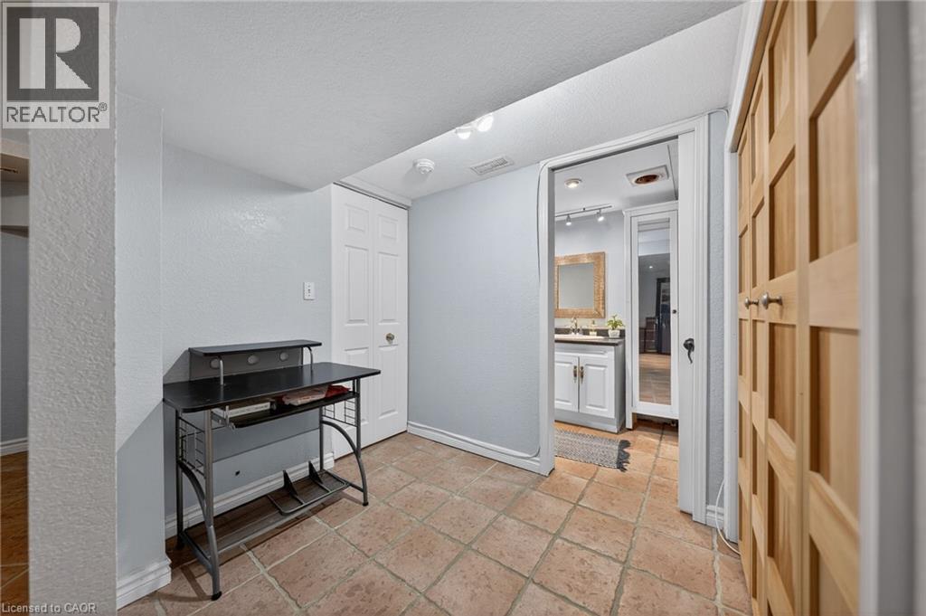 415 Morgan Avenue Unit# 8, Kitchener, Ontario  N2A 2V6 - Photo 24 - 40827313