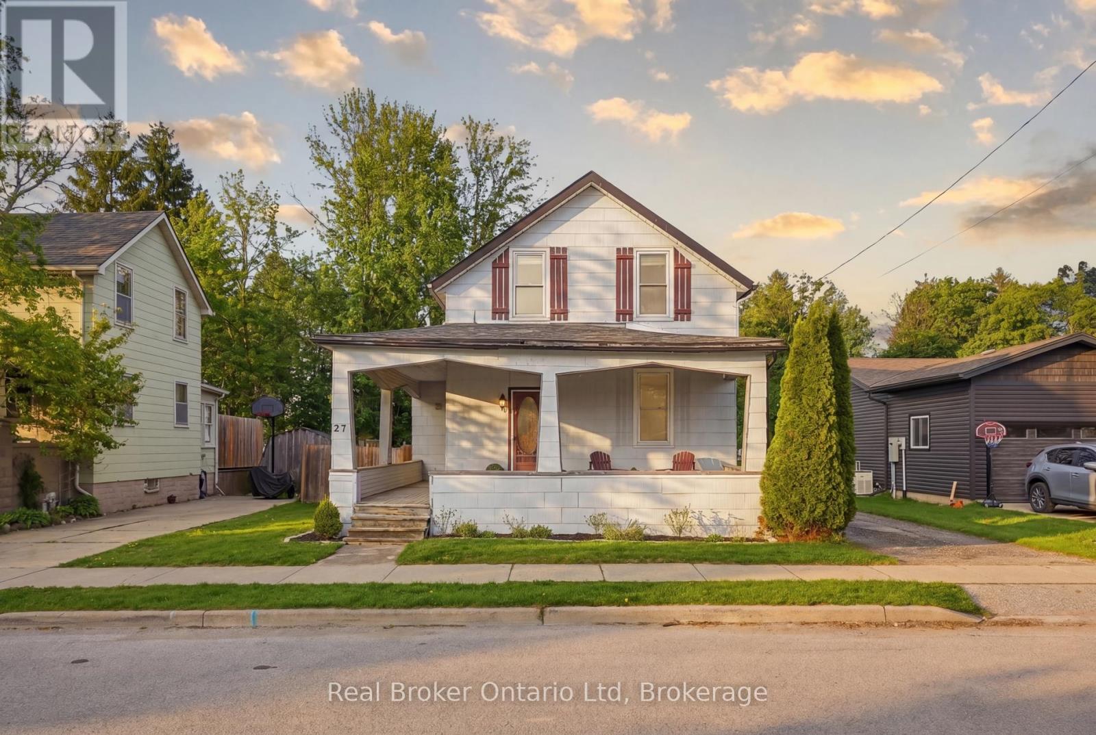 27 Wellington Street, East Zorra-Tavistock, Ontario  N0B 2R0 - Photo 2 - X13088218
