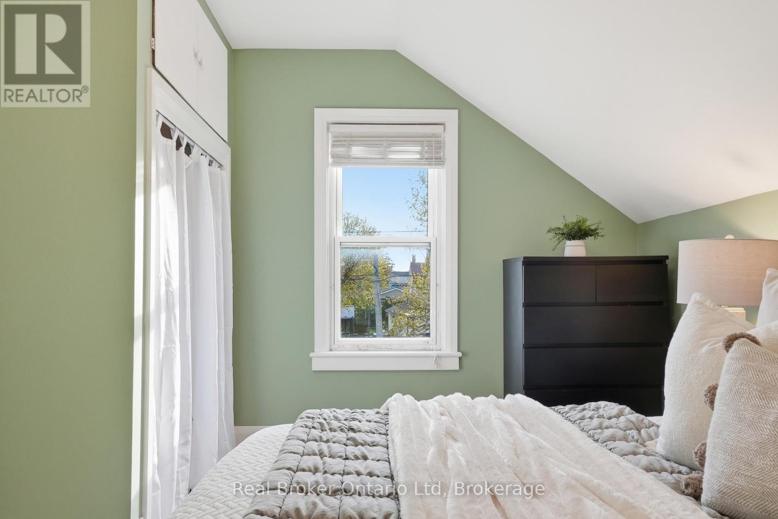 27 Wellington Street, East Zorra-Tavistock, Ontario  N0B 2R0 - Photo 23 - X13088218