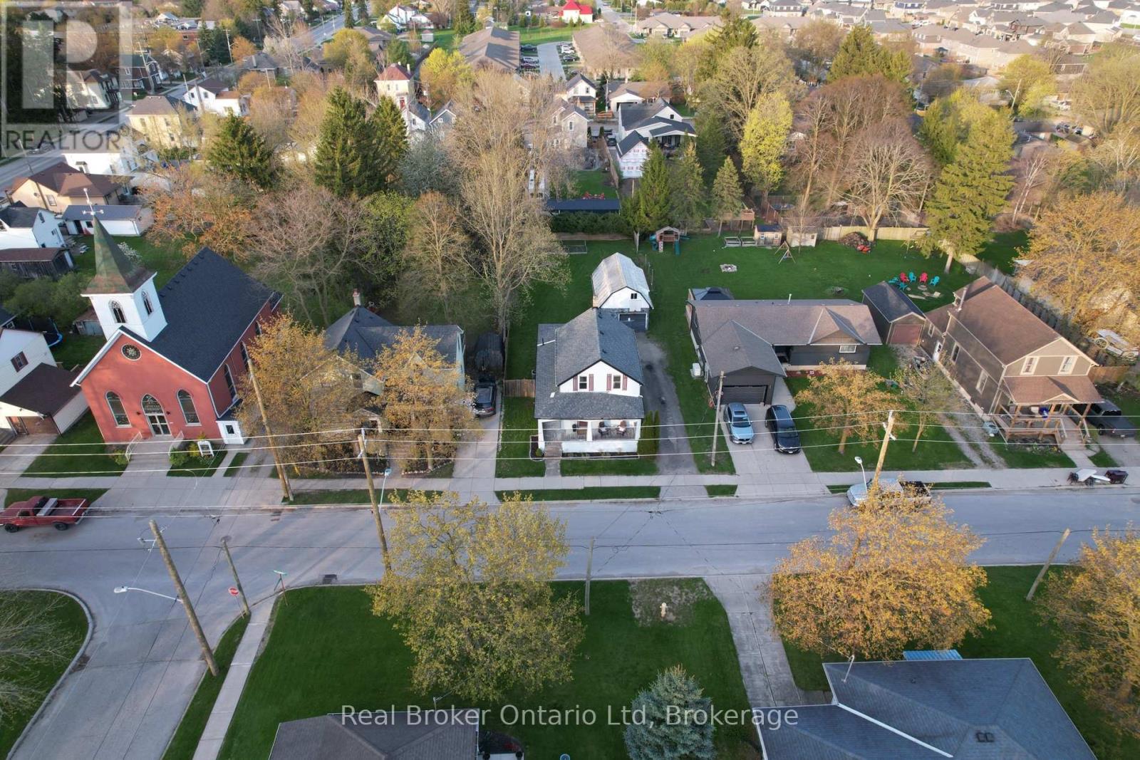27 Wellington Street, East Zorra-Tavistock, Ontario  N0B 2R0 - Photo 37 - X13088218