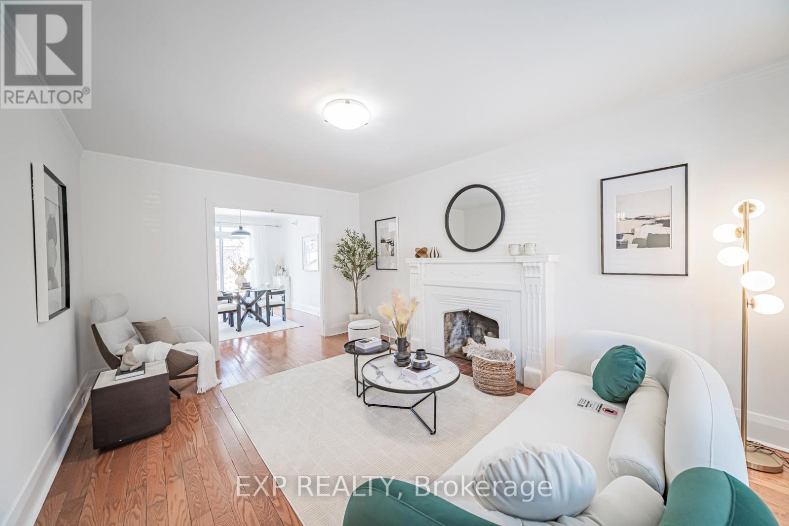 54 Latimer Avenue, Toronto, Ontario  M5N 2L8 - Photo 3 - C13088056