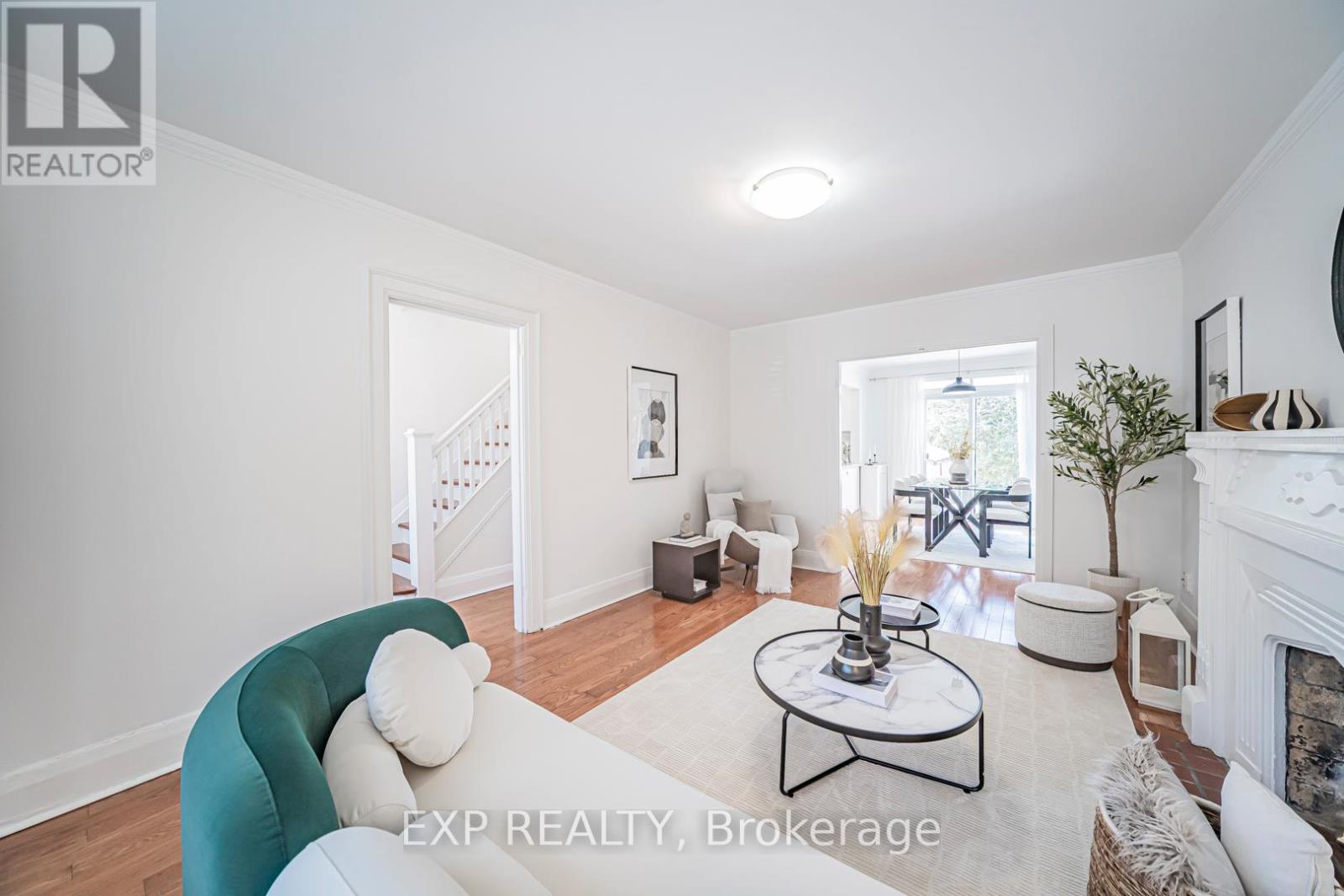 54 Latimer Avenue, Toronto, Ontario  M5N 2L8 - Photo 4 - C13088056