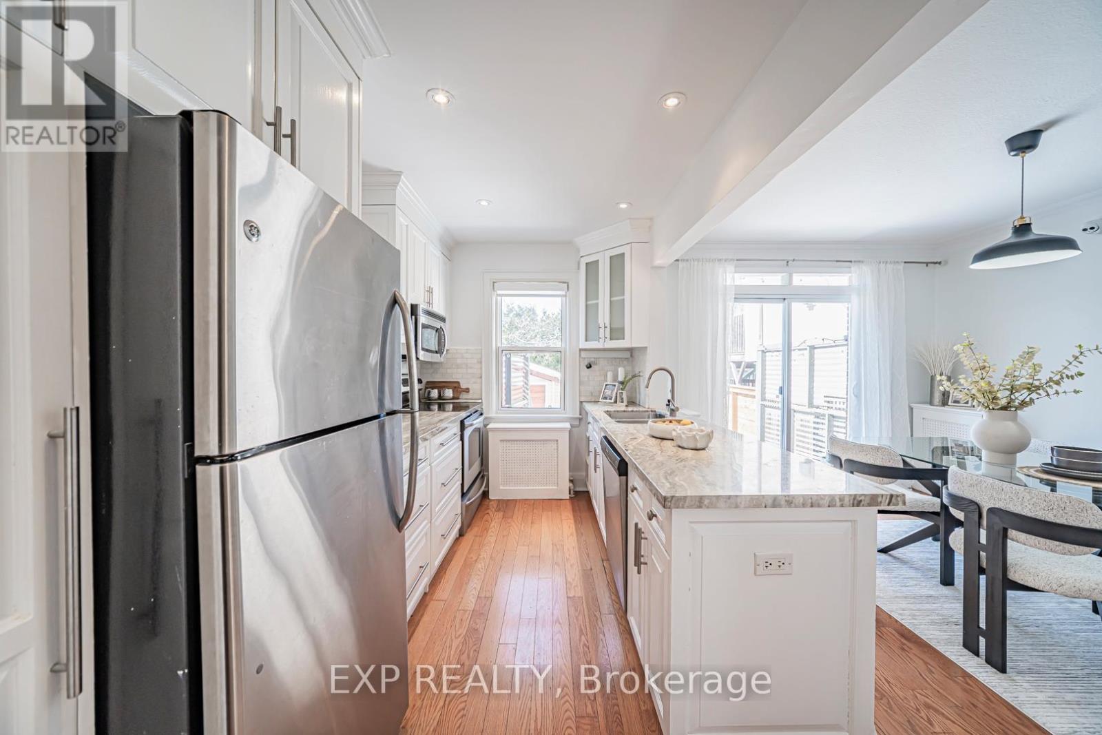 54 Latimer Avenue, Toronto, Ontario  M5N 2L8 - Photo 9 - C13088056