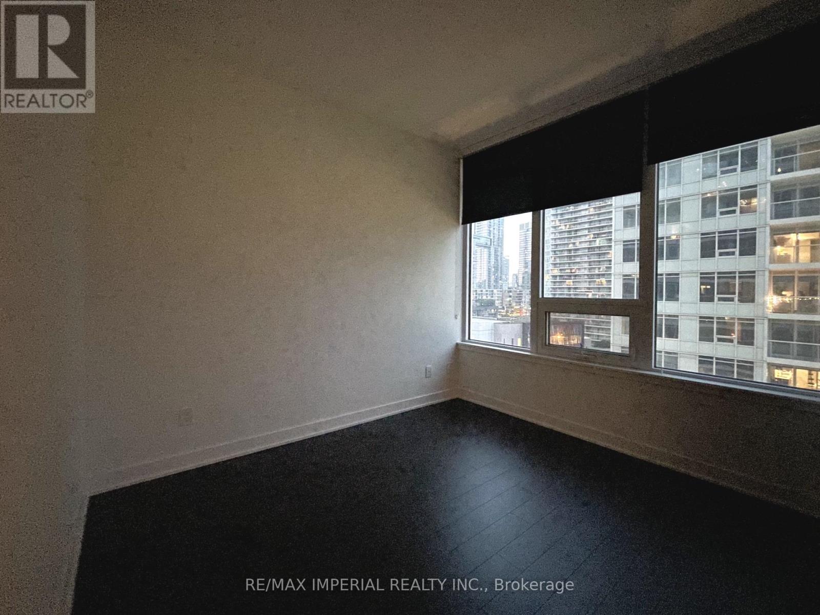 1211 - 19 Bathurst Street, Toronto, Ontario  M6A 2E1 - Photo 9 - C13088066