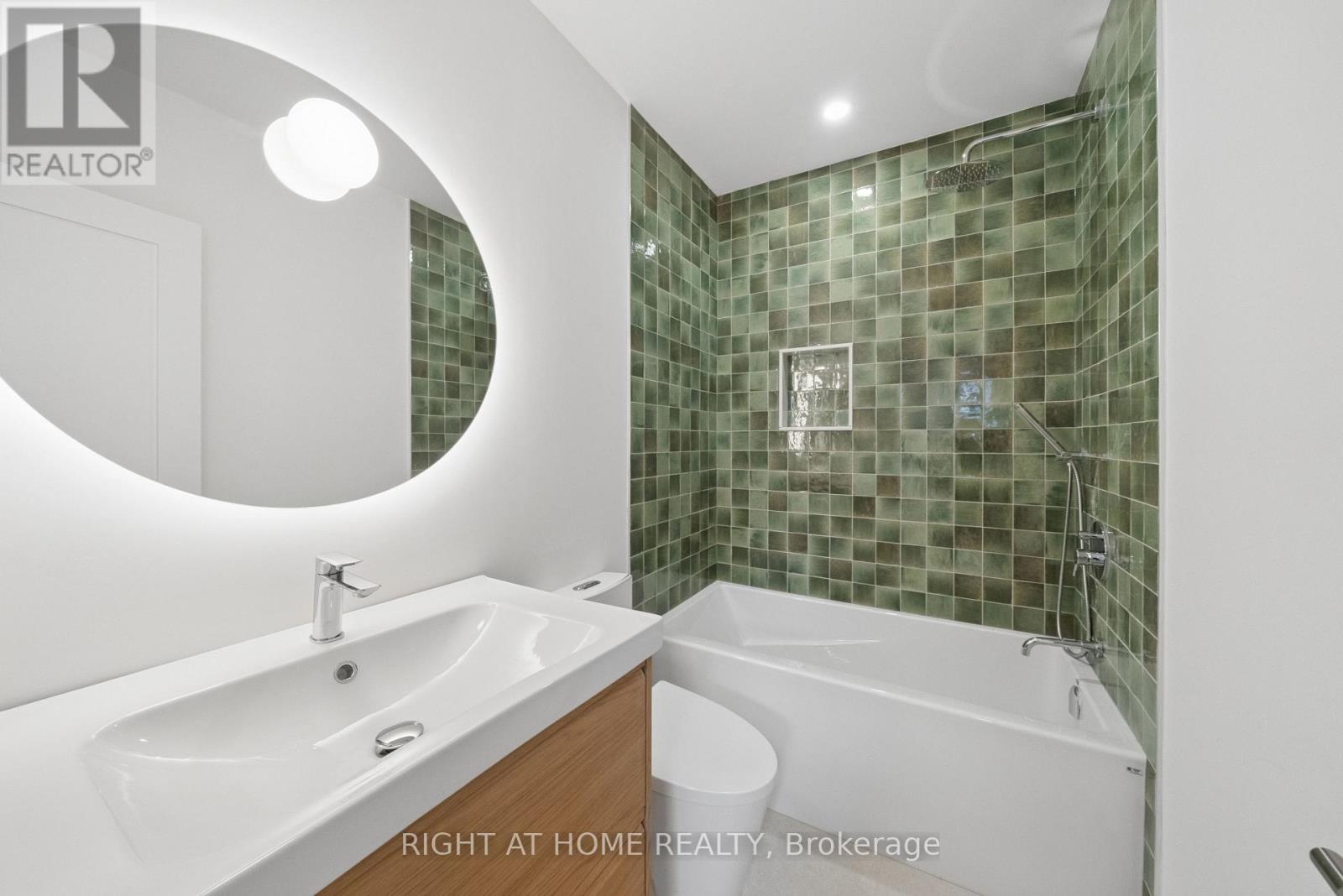 10 - 91 Barton Avenue, Toronto, Ontario  M6G 1P7 - Photo 12 - C13088082