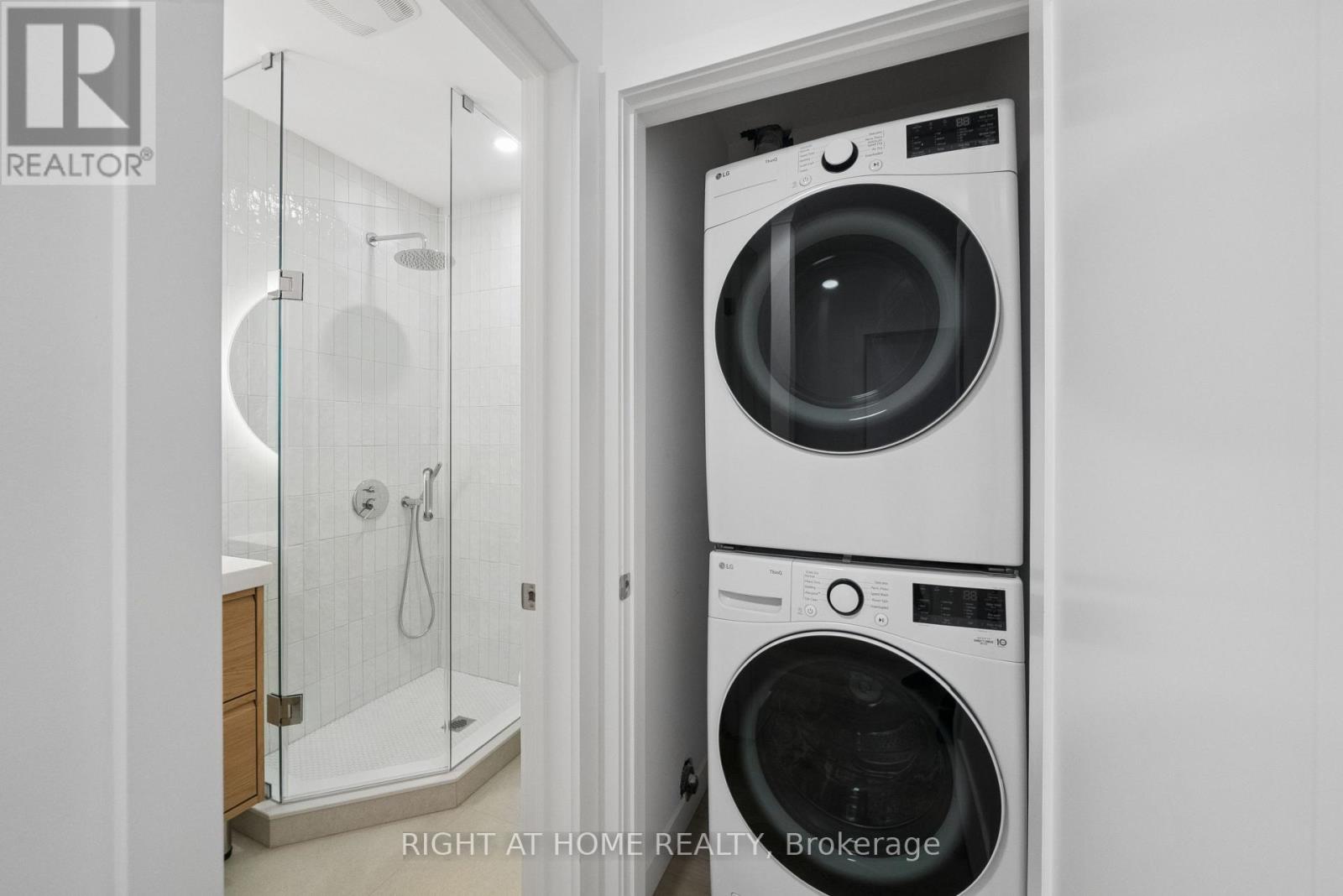 10 - 91 Barton Avenue, Toronto, Ontario  M6G 1P7 - Photo 19 - C13088082