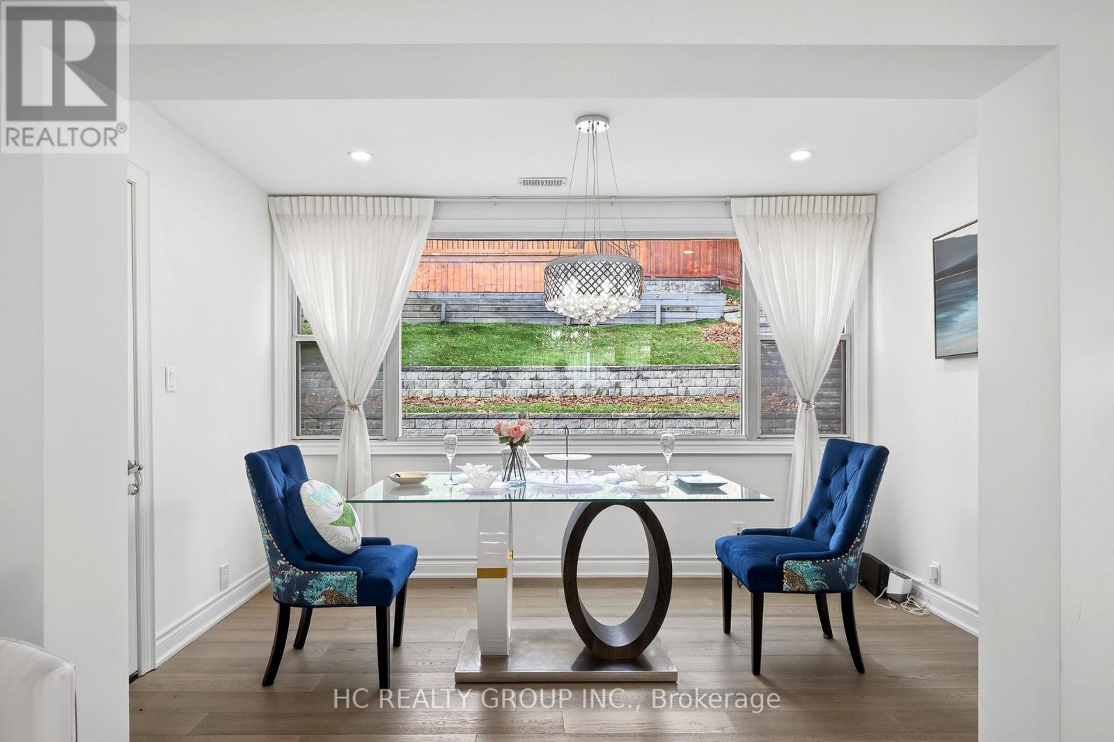 840 Davenport Road, Toronto, Ontario  M6G 2B6 - Photo 11 - C13088084