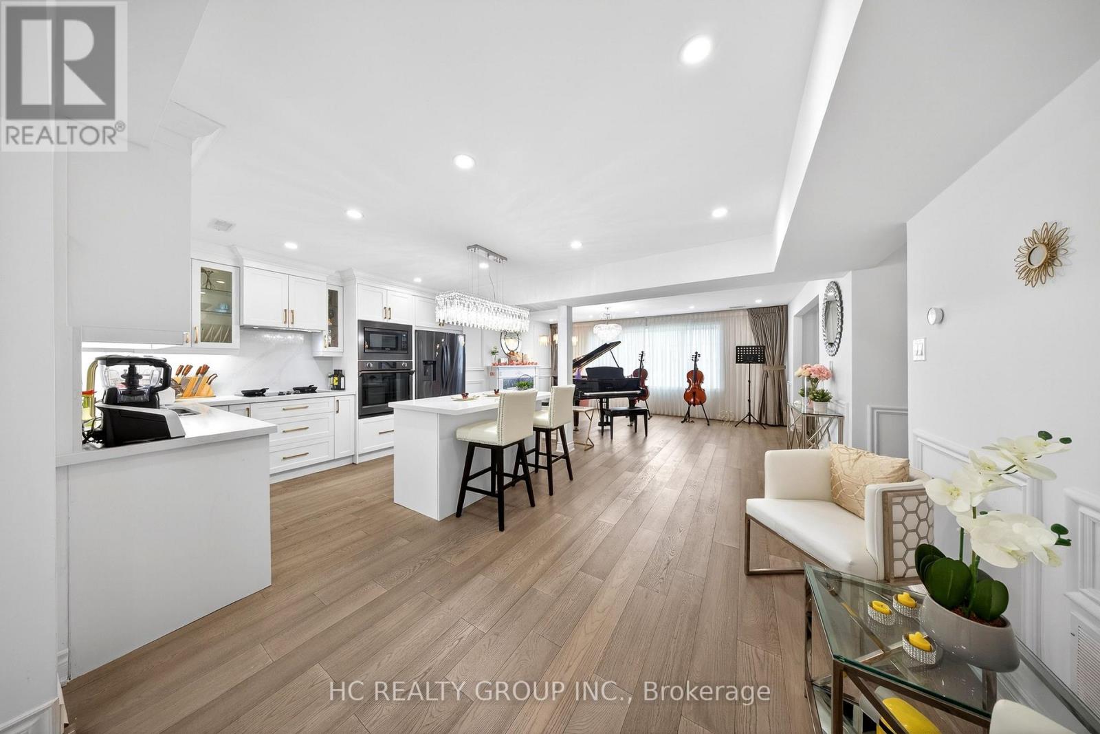 840 Davenport Road, Toronto, Ontario  M6G 2B6 - Photo 12 - C13088084