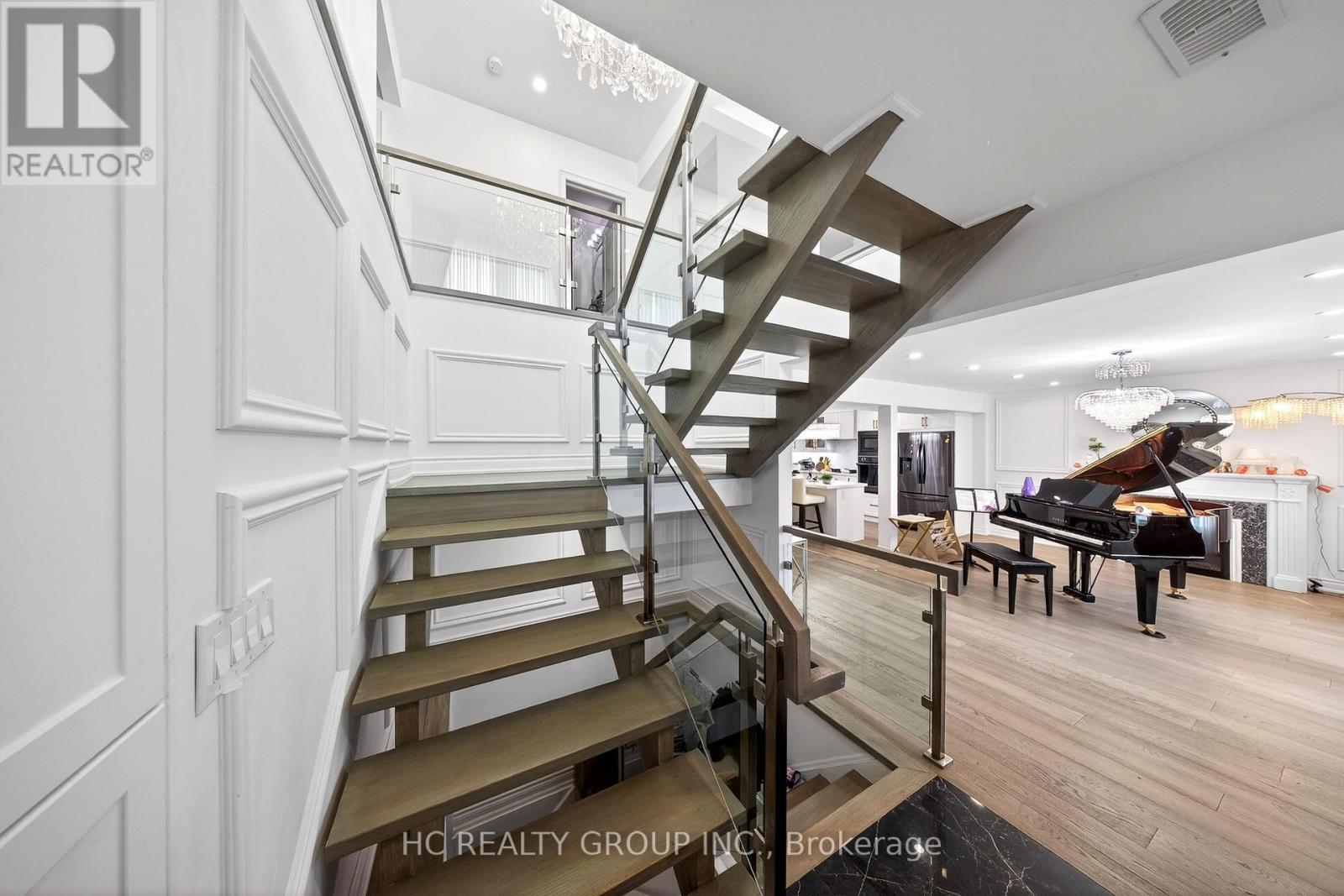 840 Davenport Road, Toronto, Ontario  M6G 2B6 - Photo 23 - C13088084