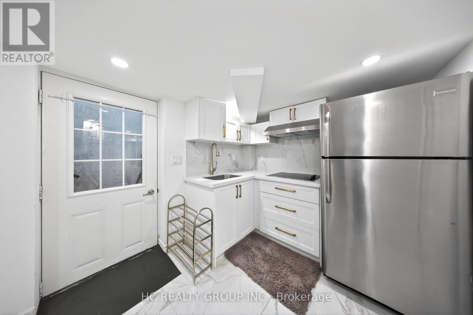 840 Davenport Road, Toronto, Ontario  M6G 2B6 - Photo 43 - C13088084
