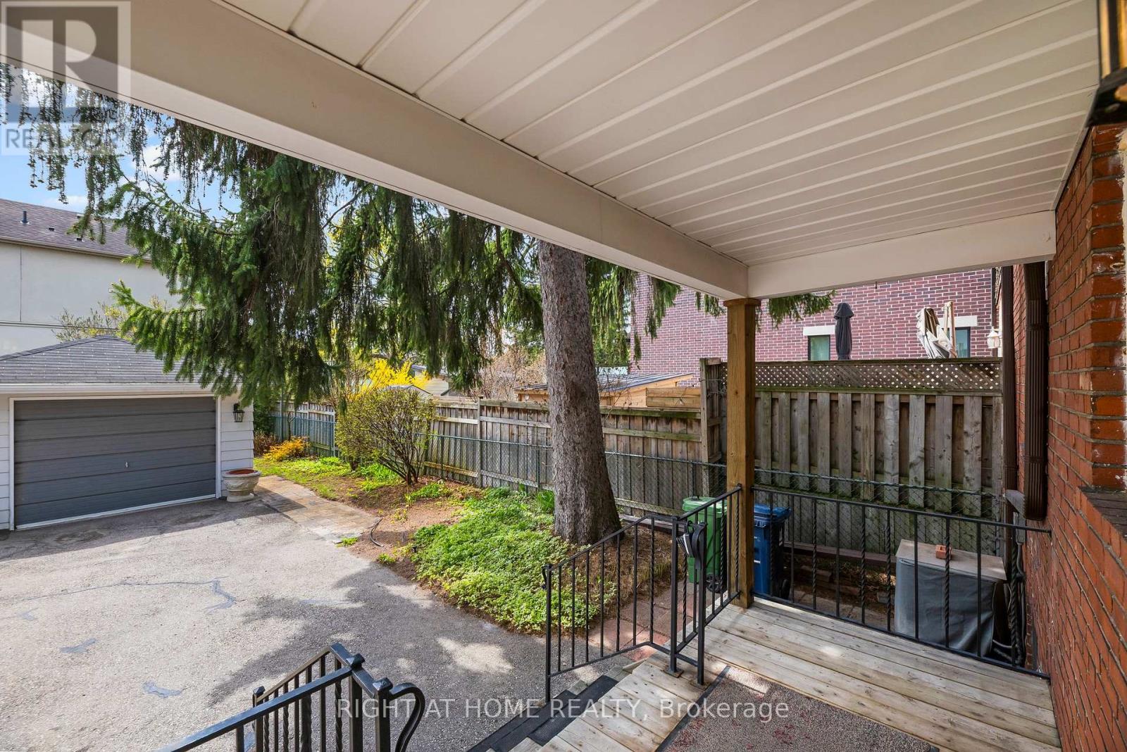 593 Millwood Road, Toronto, Ontario  M4S 1K7 - Photo 11 - C13088146