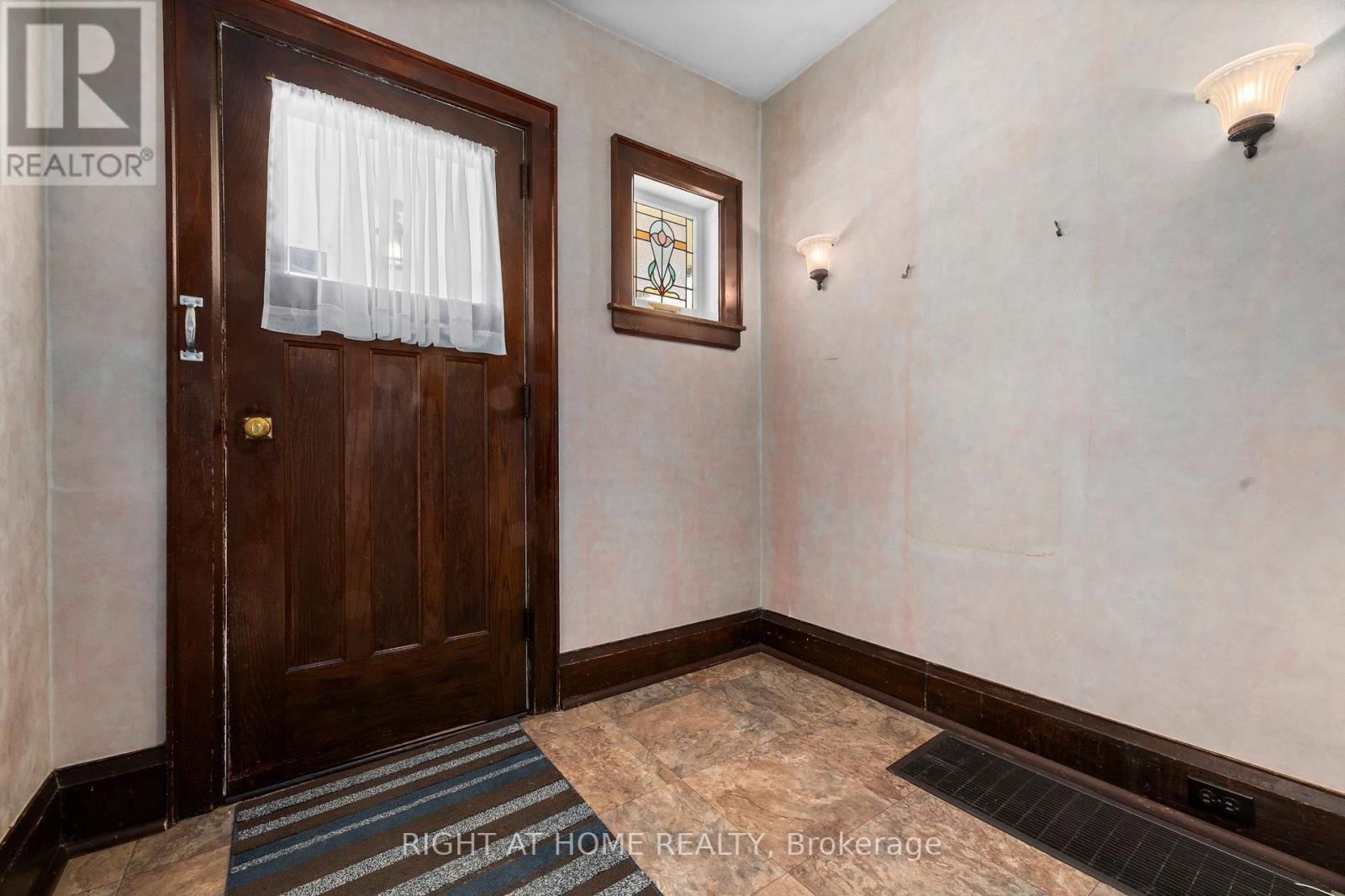 593 Millwood Road, Toronto, Ontario  M4S 1K7 - Photo 12 - C13088146