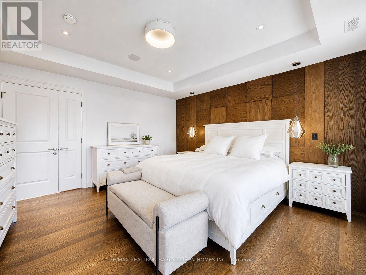 96 Southvale Drive, Toronto, Ontario  M4G 1G5 - Photo 23 - C13088176