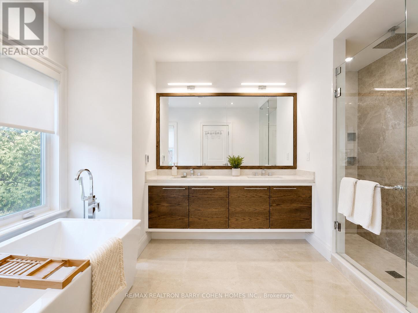 96 Southvale Drive, Toronto, Ontario  M4G 1G5 - Photo 27 - C13088176