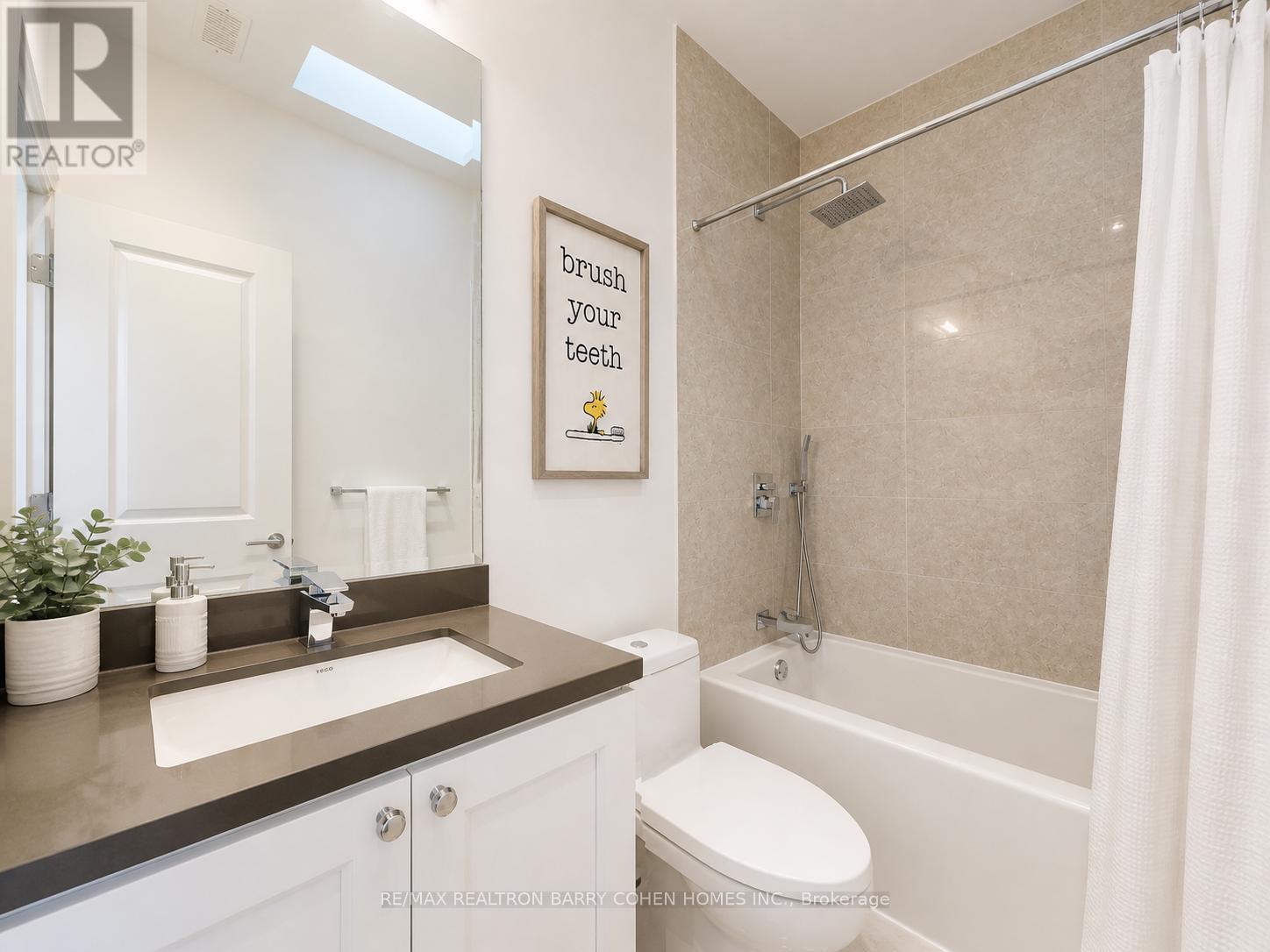 96 Southvale Drive, Toronto, Ontario  M4G 1G5 - Photo 30 - C13088176