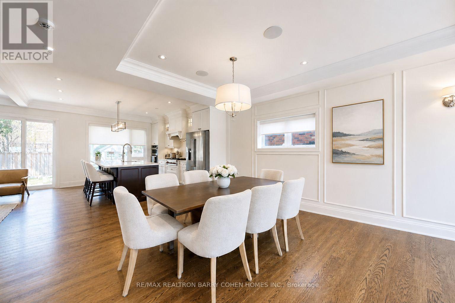 96 Southvale Drive, Toronto, Ontario  M4G 1G5 - Photo 7 - C13088176