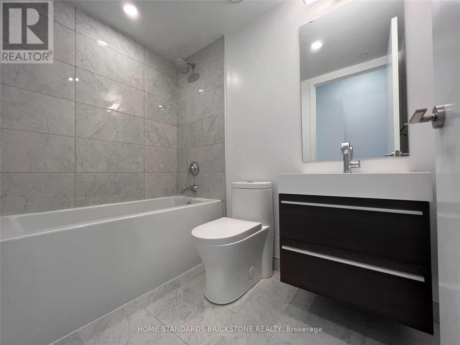 2403 - 39 Roehampton Avenue, Toronto, Ontario  M4P 0G1 - Photo 6 - C13088190