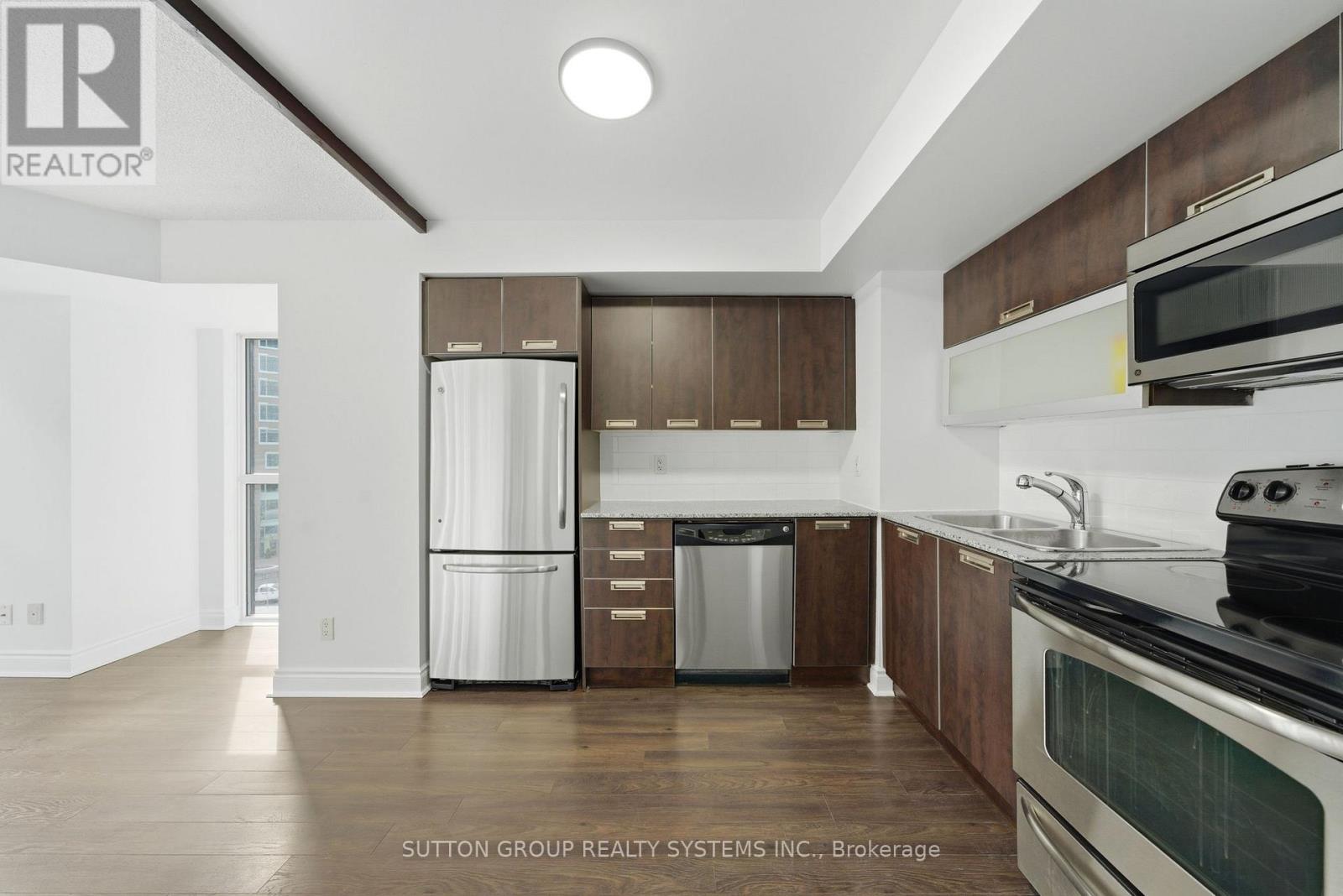 512 - 28 Ted Rogers Way, Toronto, Ontario  M4Y 2W7 - Photo 2 - C13088192