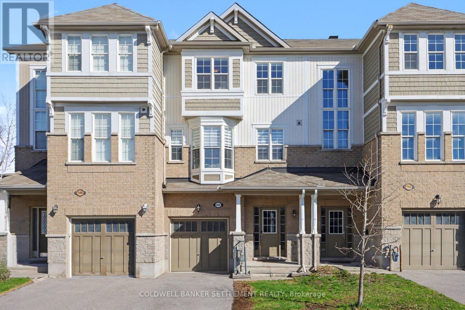 144 Battersea Crescent, Ottawa, Ontario  K2T 0C5 - Photo 2 - X13088206