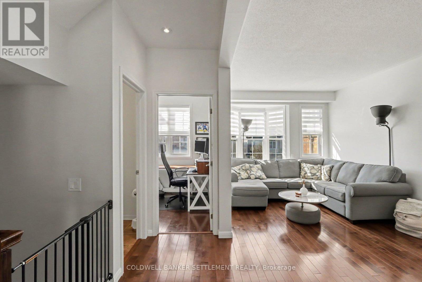 144 Battersea Crescent, Ottawa, Ontario  K2T 0C5 - Photo 5 - X13088206