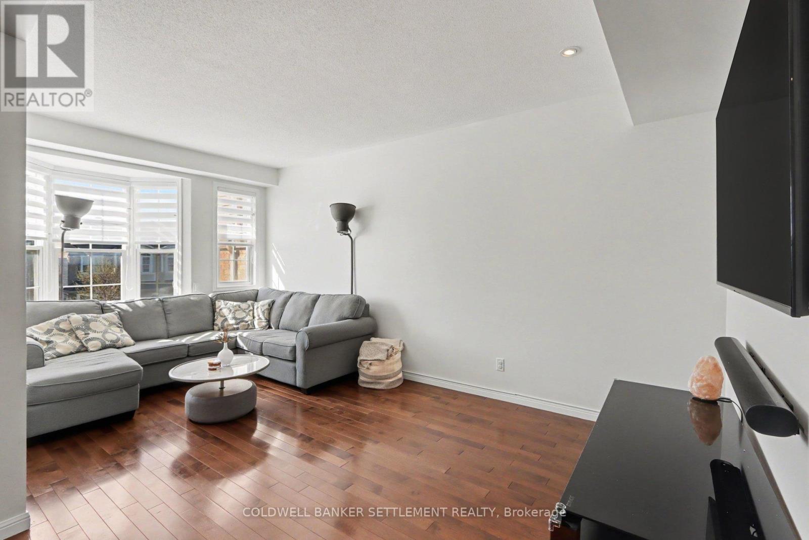 144 Battersea Crescent, Ottawa, Ontario  K2T 0C5 - Photo 6 - X13088206